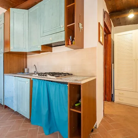 Beach Apartment *